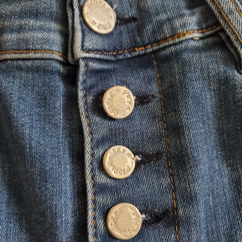 Free People Jeans Womens Size 26 Blue‎ Distressed Skinny Denim Womens